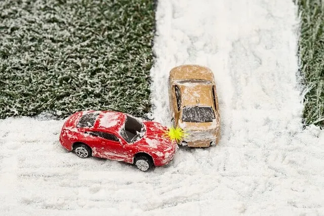 福島県12月の交通事故事情と“事故後に必ずやること”｜しらかわ接骨院